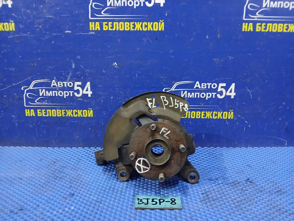 Ступица передняя левая MAZDA FAMILIA 2003