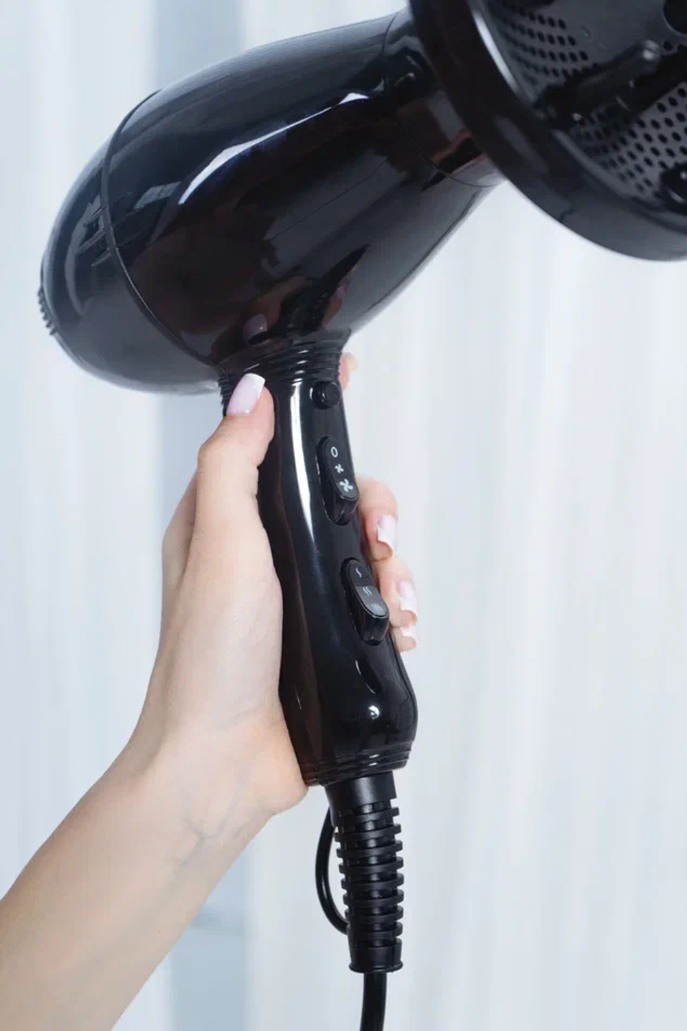 Профессиональный фен для волос VIXEN3