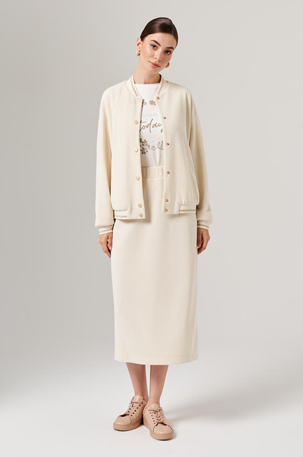 1905 Блузон женский (молочный)