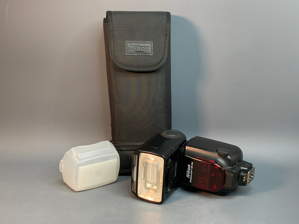 Nikon Speedlight SB-900