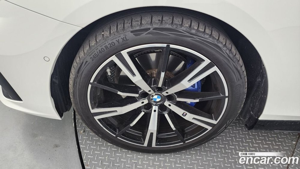 BMW 5 Series (G60) 530i xDrive M Sports (12.2023)