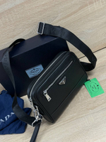 Сумка-мессенджер Prada
