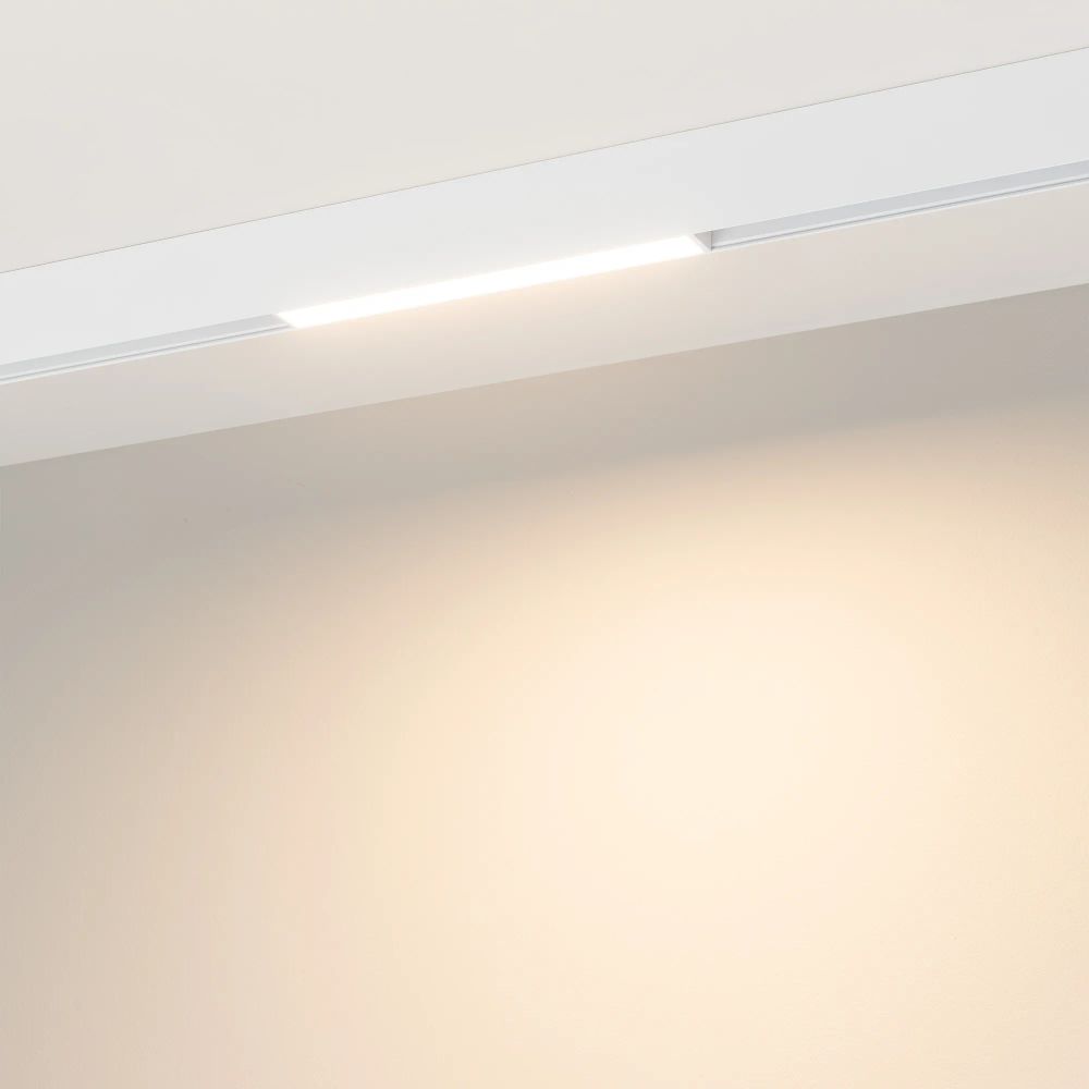 Светильник MAG-ORIENT-FLAT-L235-8W Warm3000 (WH, 80 deg, 48V) (Arlight, IP20 Металл, 5 лет) 035834