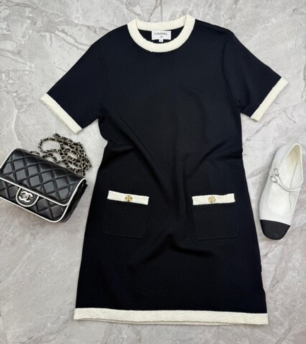 Платье CHANEL