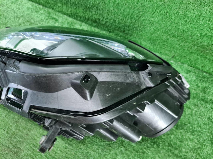 Фара левая Mercedes GLE V167 (2018-2024) LED