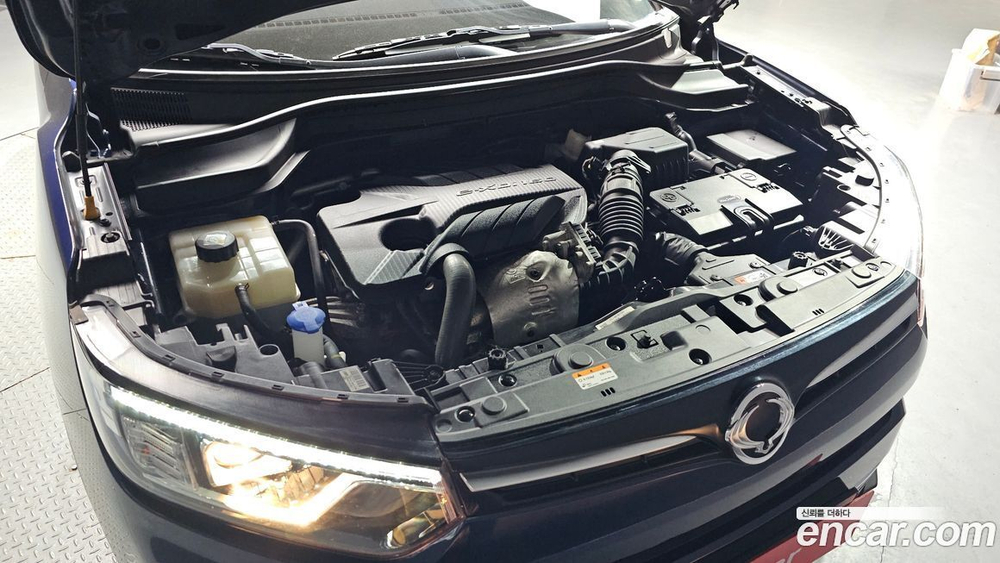 KG Mobility (Ssangyong) Very New Tivoli Дизель 1.6 2WD (11.2019)