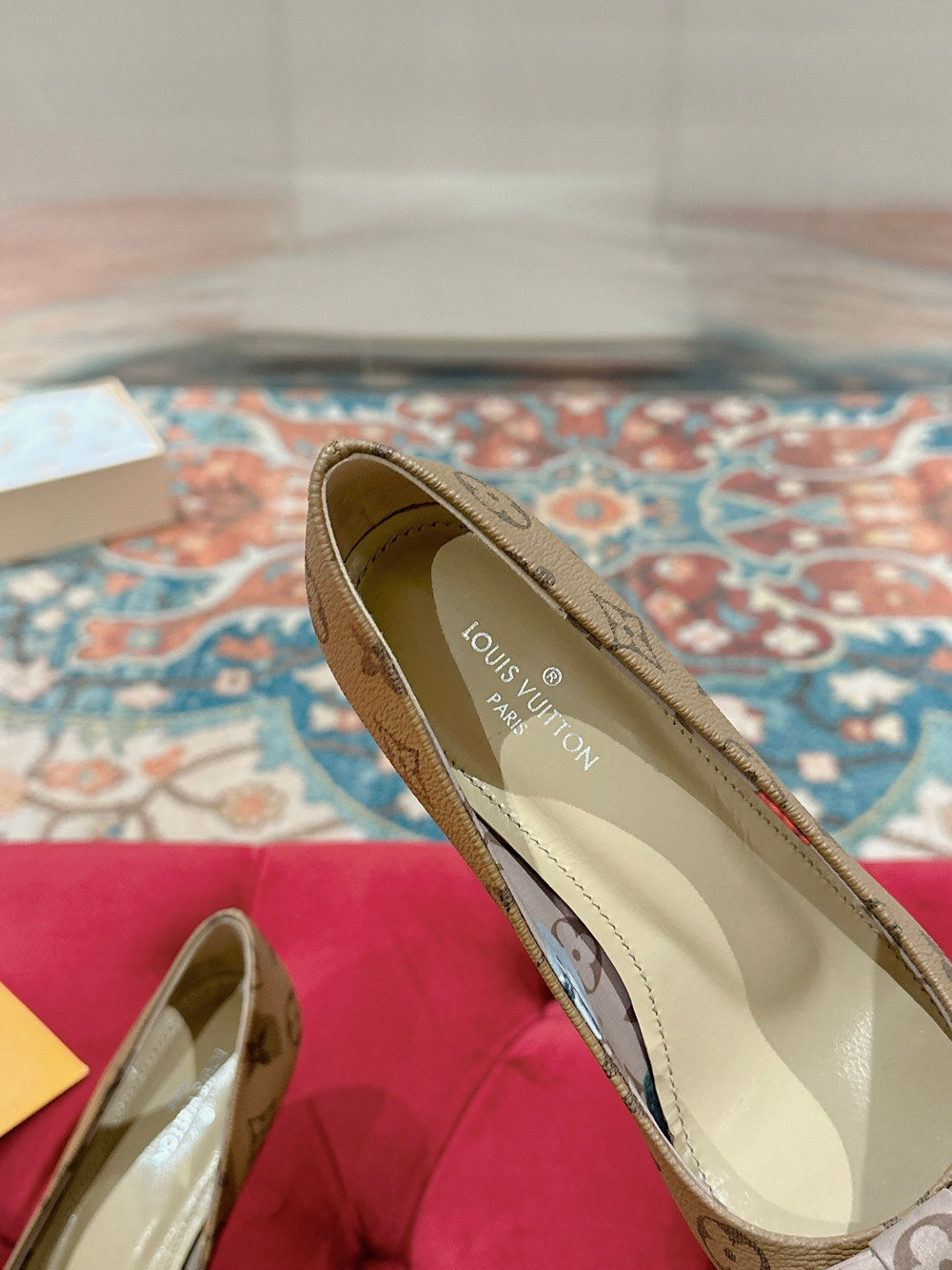 Louis Vuitton Pump (4 colors)