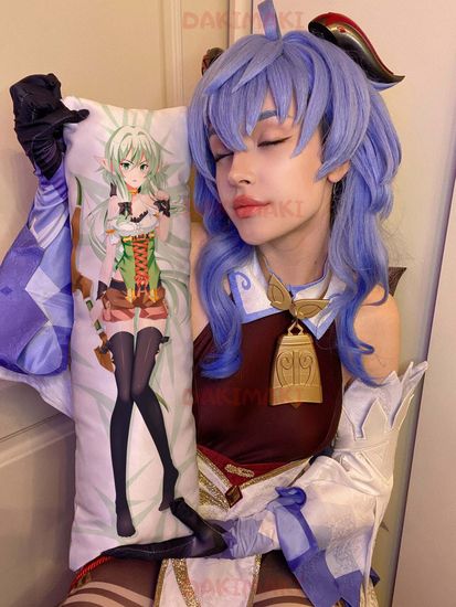 Мини дакимакура Эльфийка-лучница из Убийца гоблинов арт. M0739, 60х20 см