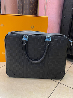 Портфель Louis Vuitton