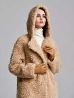 Шуба из овечьей шерсти чебурашка тедди, бежевая, SilverFox