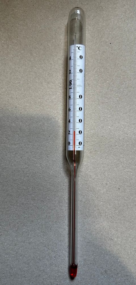 Стеклянный термометр ИТ 0 -+150С 102083