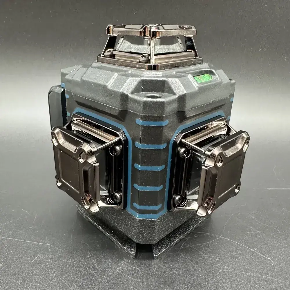 Лазерный уровень BOSCH нивелир зеленый луч с сенсорным дисплеем и штативом