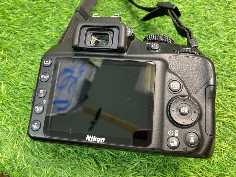 Nikon D3400 kit 18-55mm VR AF-P 11.100 кадров