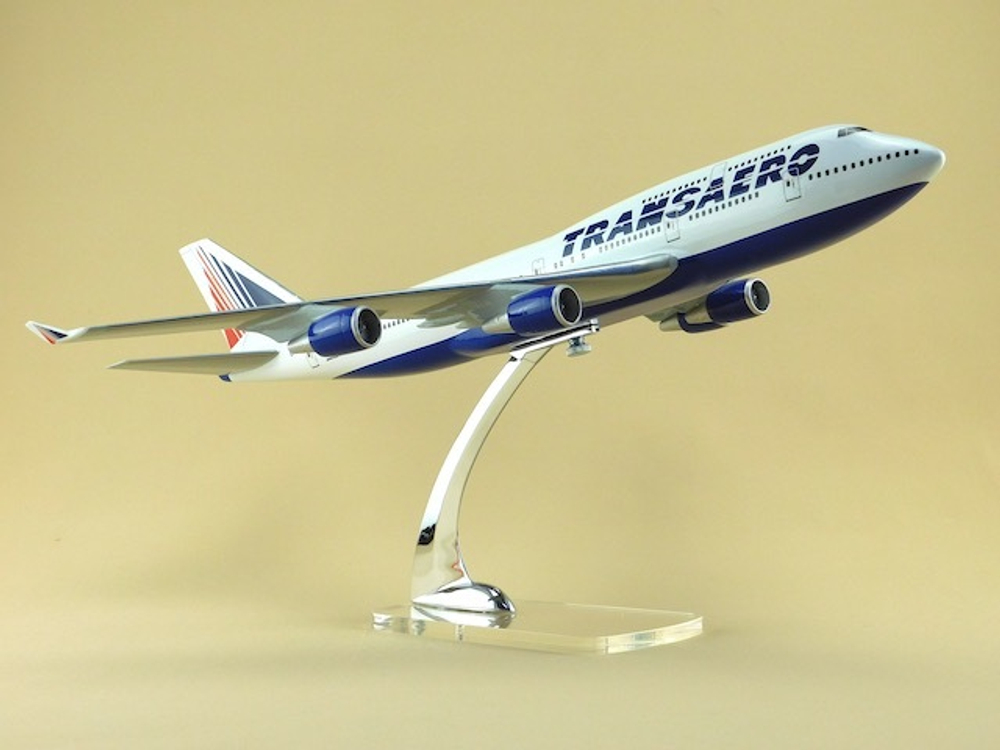 Модель самолета Boeing 747-400 (М1:144, Transaero)