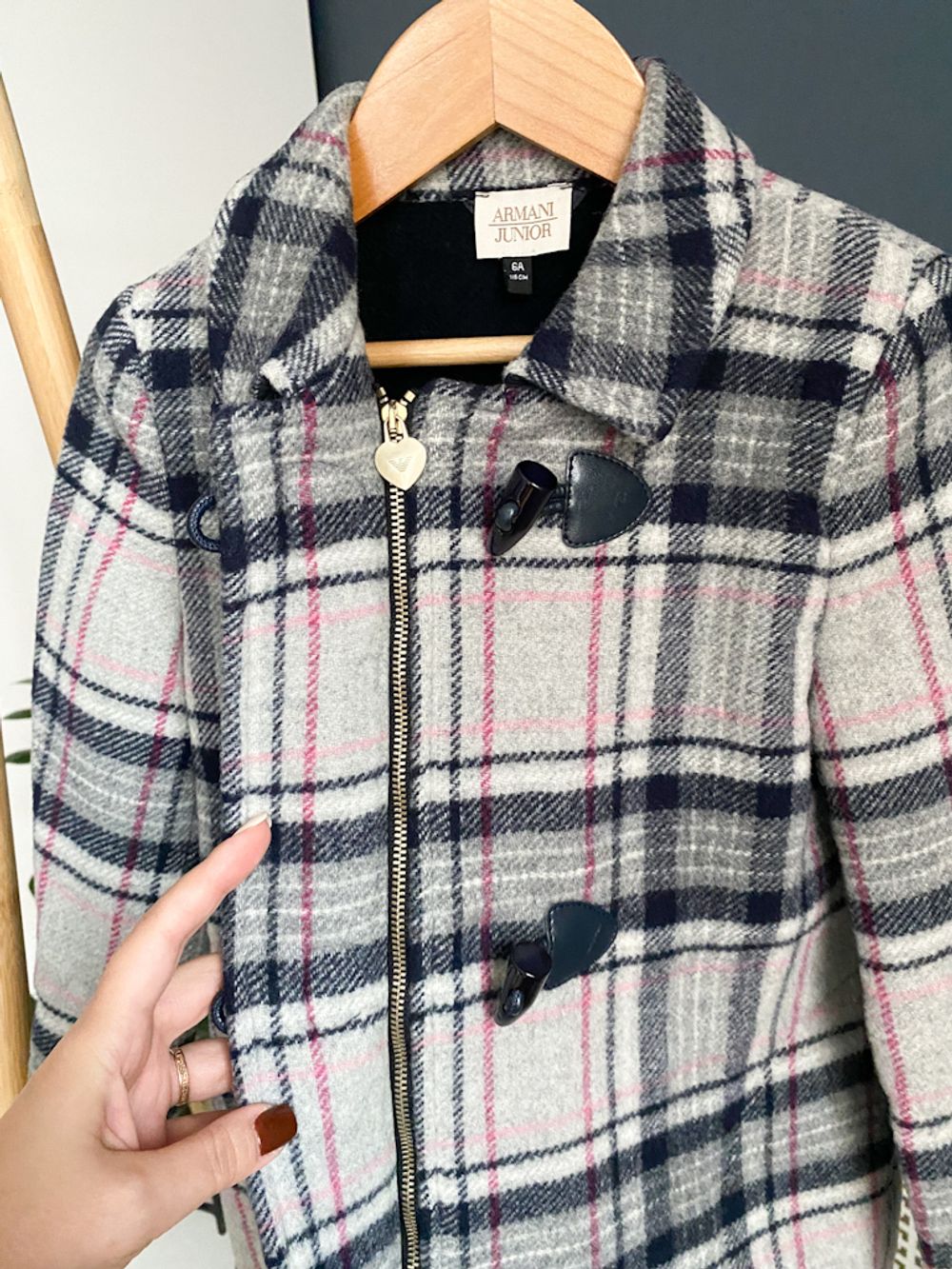 Шестяное пальто Armani, 116