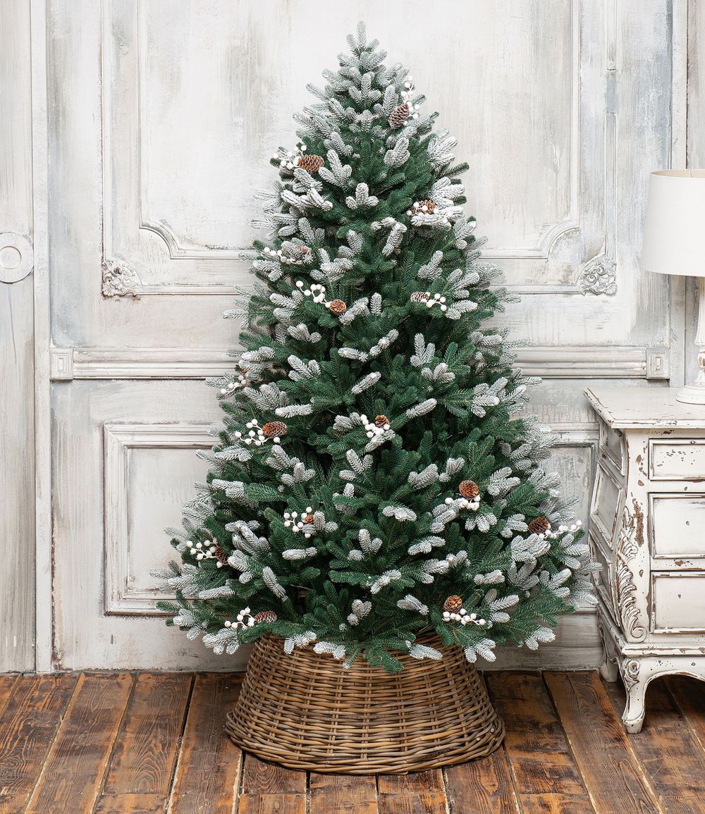 Заснеженная ель с шишками «Амелия» (литая хвоя) 150 см / 1.5 м