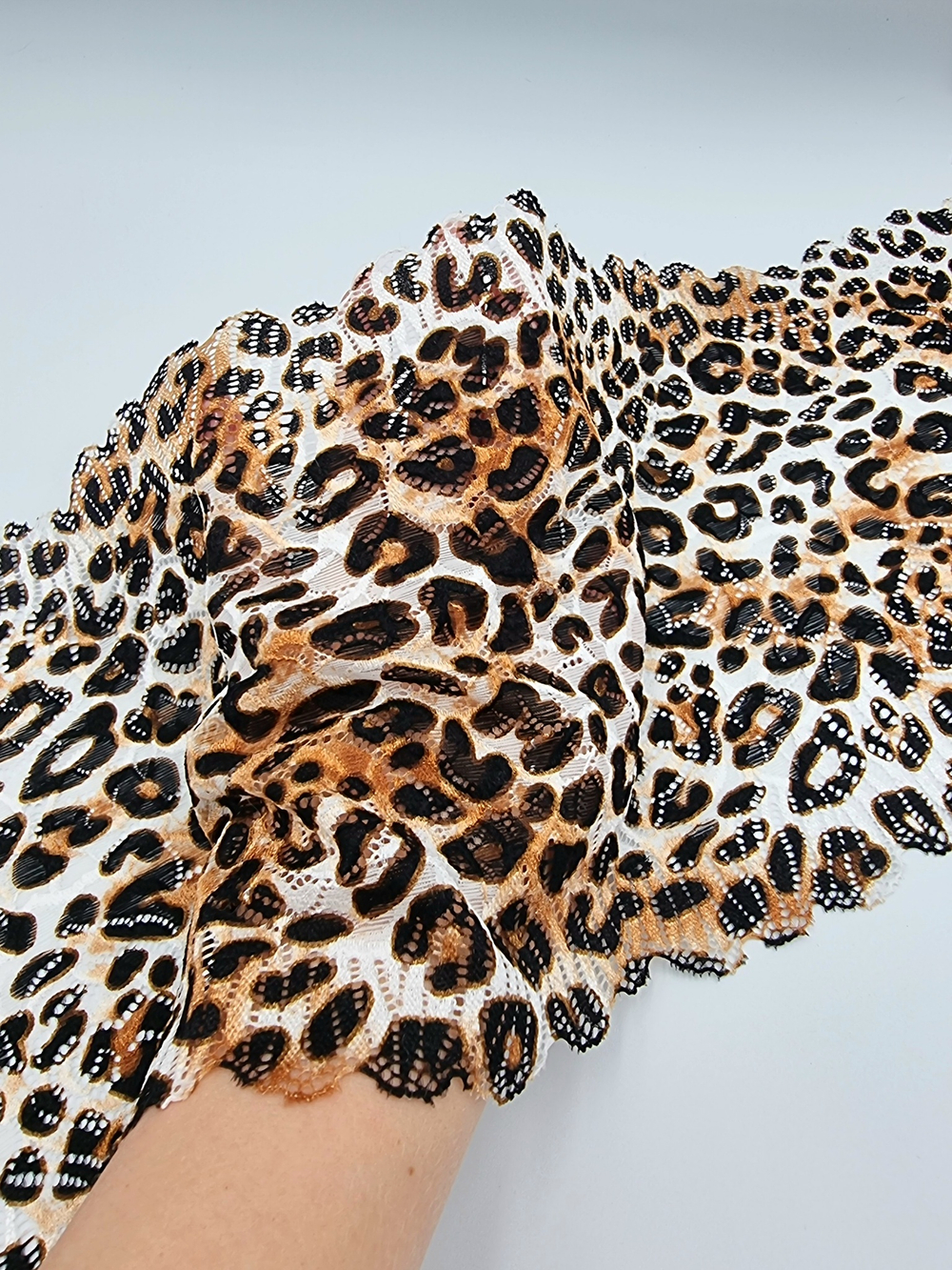 Кружево эластичное леопард К693