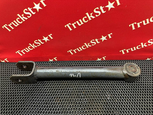 Стойка заднего стабилизатора