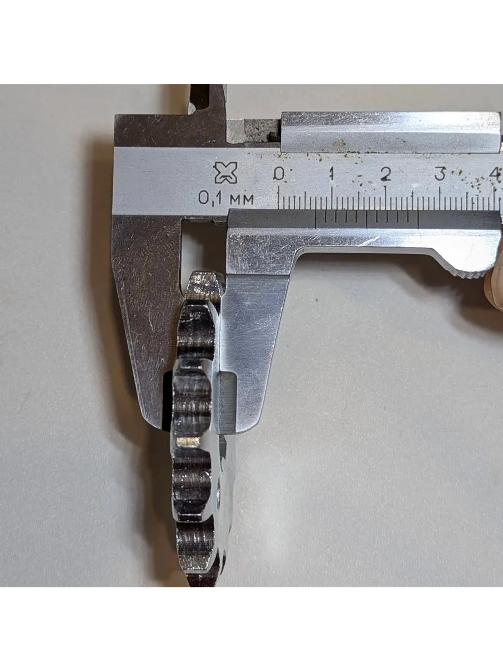 t - Звезда ведущая (428-14) для двигателя мопеда или питбайка