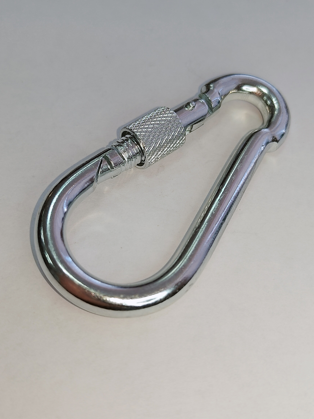 8 ОЦ.Карабин с фиксатором DIN5299D (2 шт)