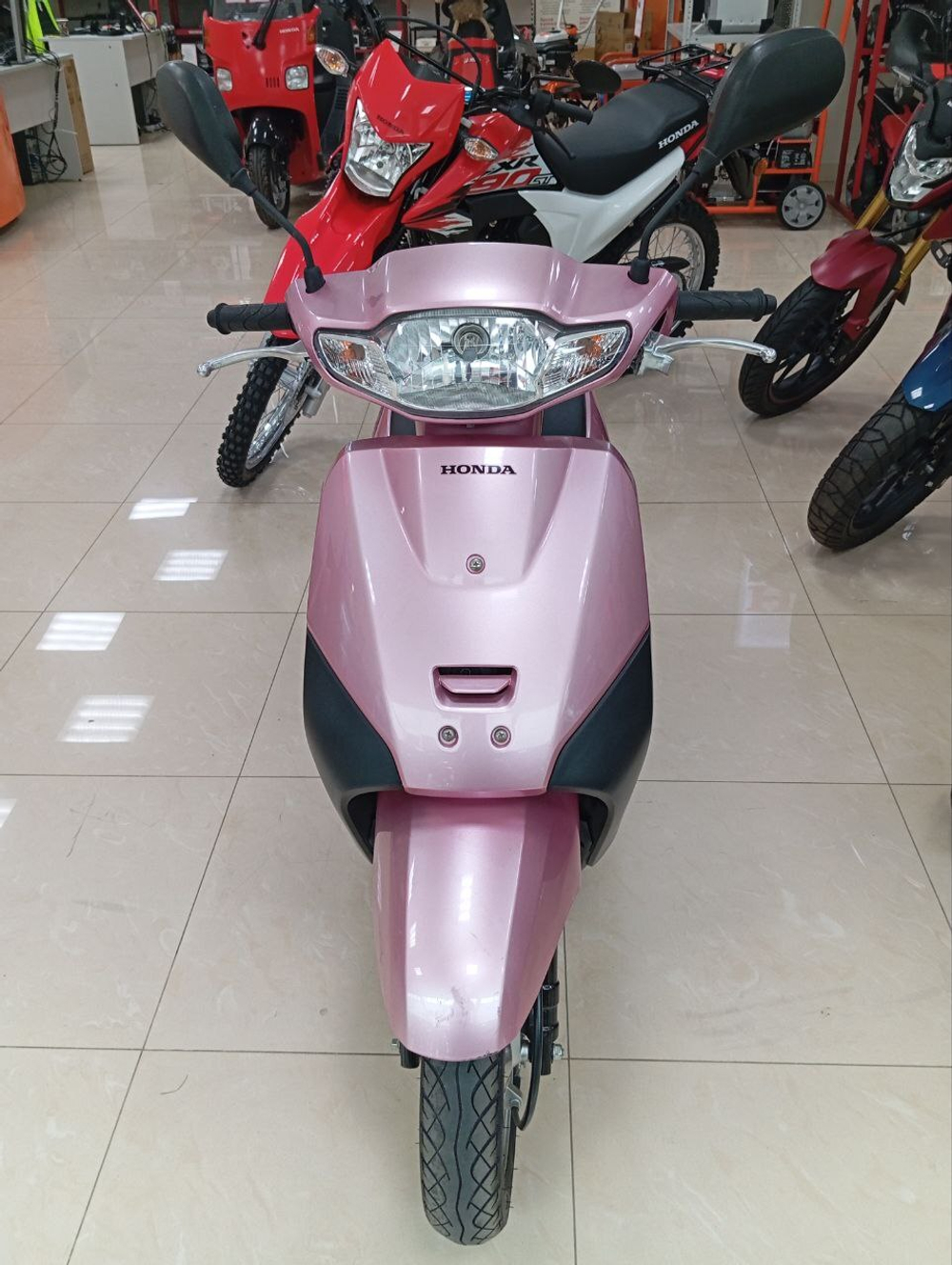 Скутер Honda Tact PGM-FI AF79