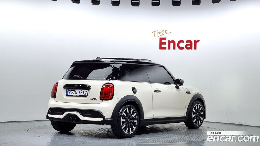 Mini Cooper S Classic (02.2022)
