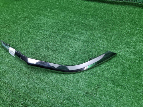 Молдинг бампера левый Hyundai Santa Fe 4 TM 18-21