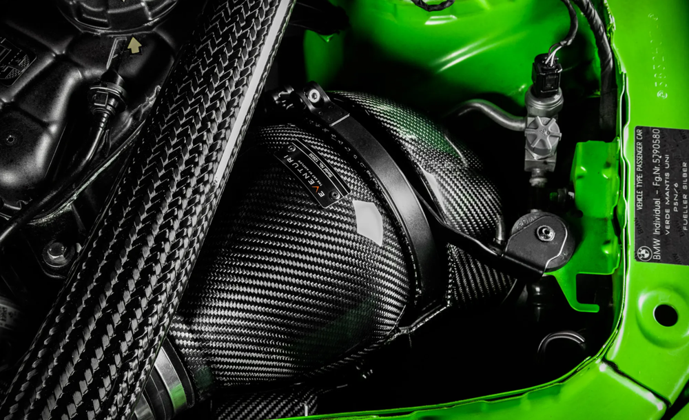 Eventuri Система впуска BMW M3 F80 / M4 F82 карбоновая глянцевая V2 EVE-F8XMV2-CF-INT