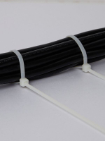 Хомут кабельный 3.6х300 нейл. бел. (уп.100шт) IEK UHH31-D036-300-100