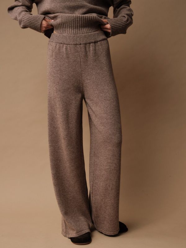 458457-8044 Костюм женский, темно-бежевый