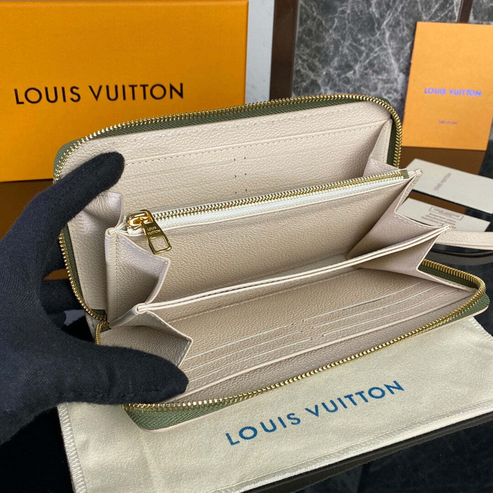 Louis Vuitton Zippy Wallet