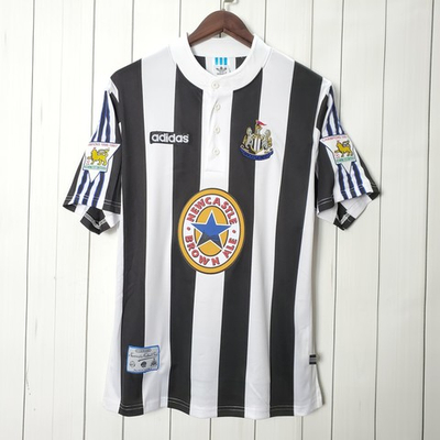 Домашняя ретро-форма "Ньюкасл Юнайтед" 95/97