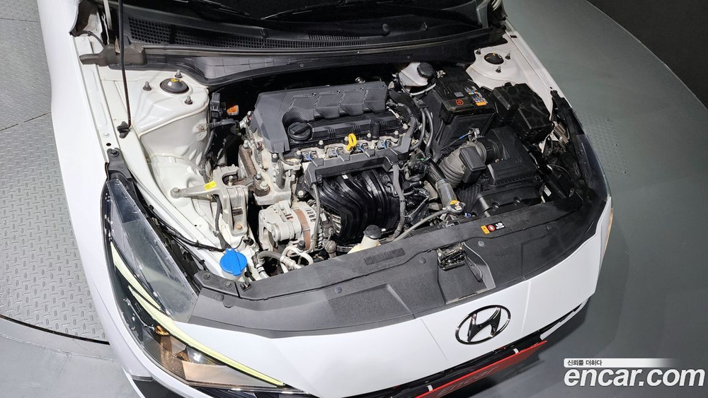 Hyundai Avante (CN7) 1.6 (09.2020)