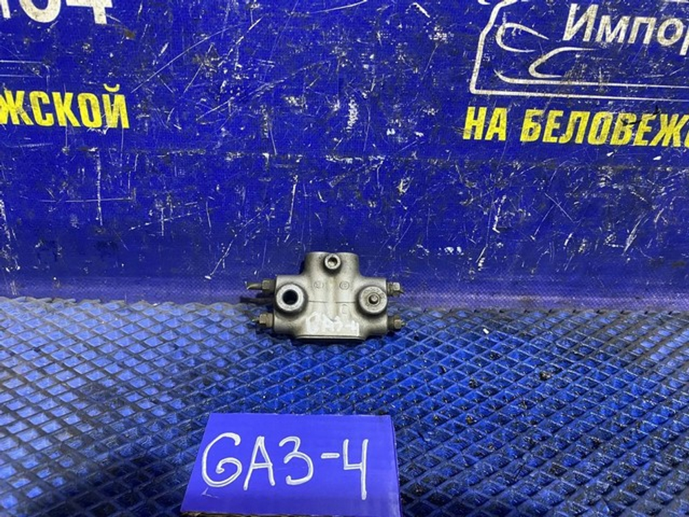 Распределитель тормозной Honda LOGO 1997