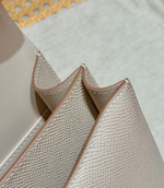 Hermes Constance 18
