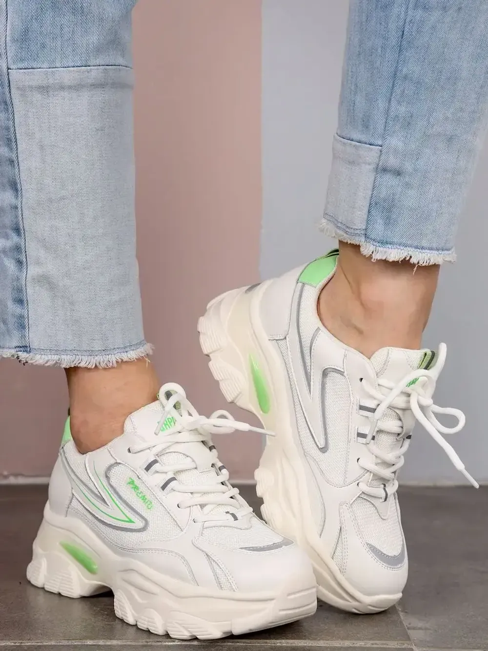 Кроссовки женские натуральная кожа