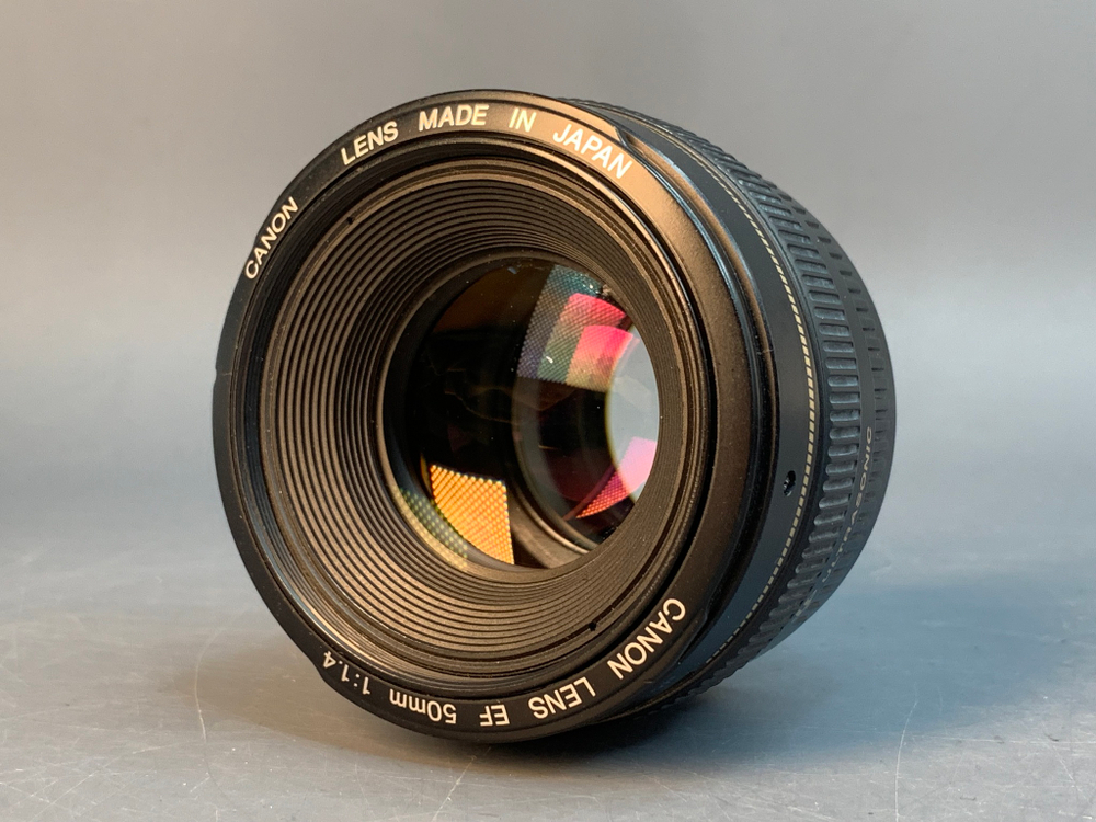 Canon EF 50mm f/1.4 USM