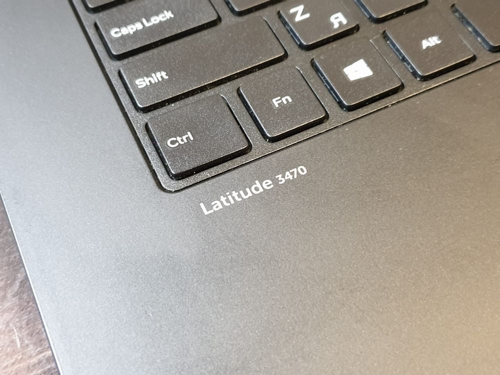 14" Ноутбук Dell Latitude E3470 (1366x768, Intel Core i5-6300U, RAM 4ГБ,SSD 256ГБ, Intel HD Graphics 520, Win 10Pro)