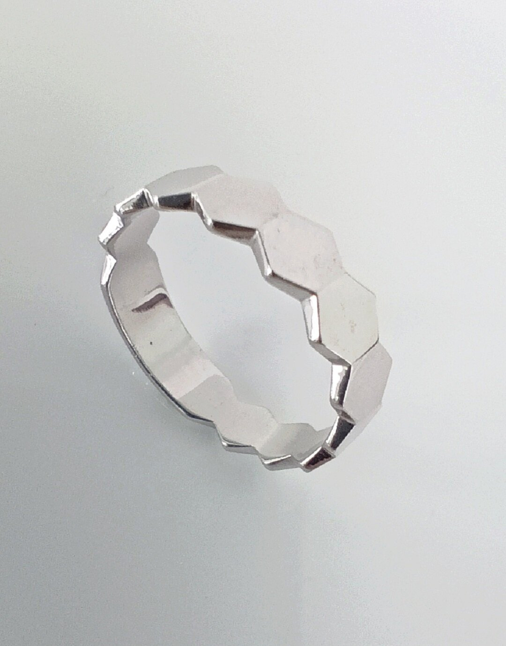 Кольцо ювелирное Эстерелла, серебро 925 пробы, родированное/Ф