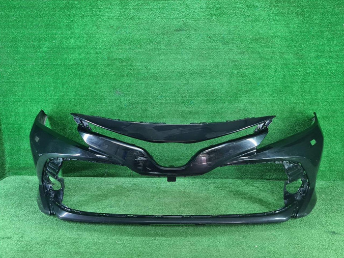 Бампер передний Toyota Camry 8 XV70 (2017-2021)