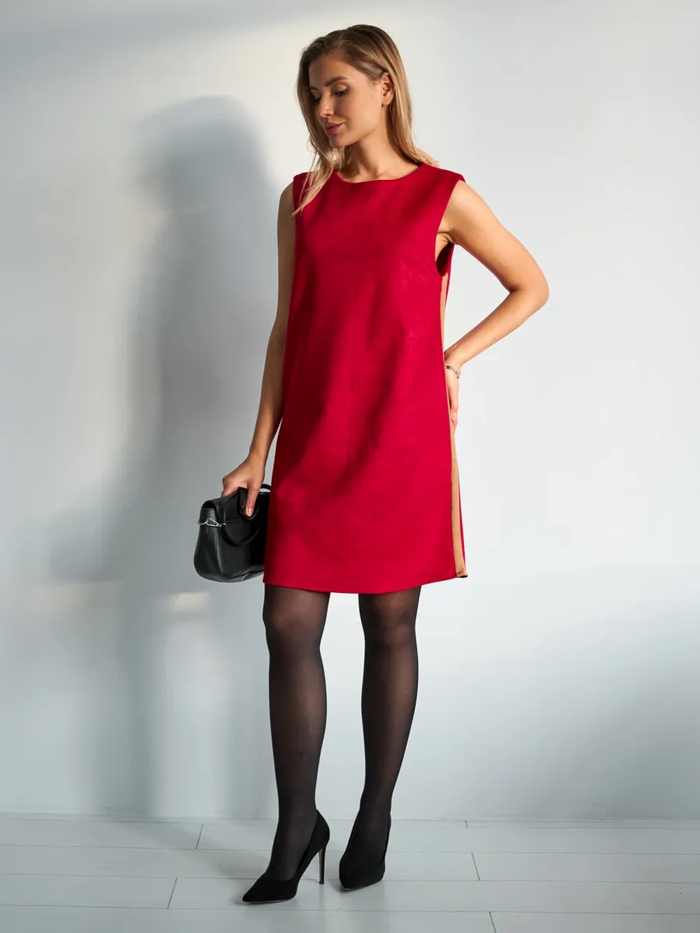 Платье сарафан офисное замшевое А силуэт с лампасами