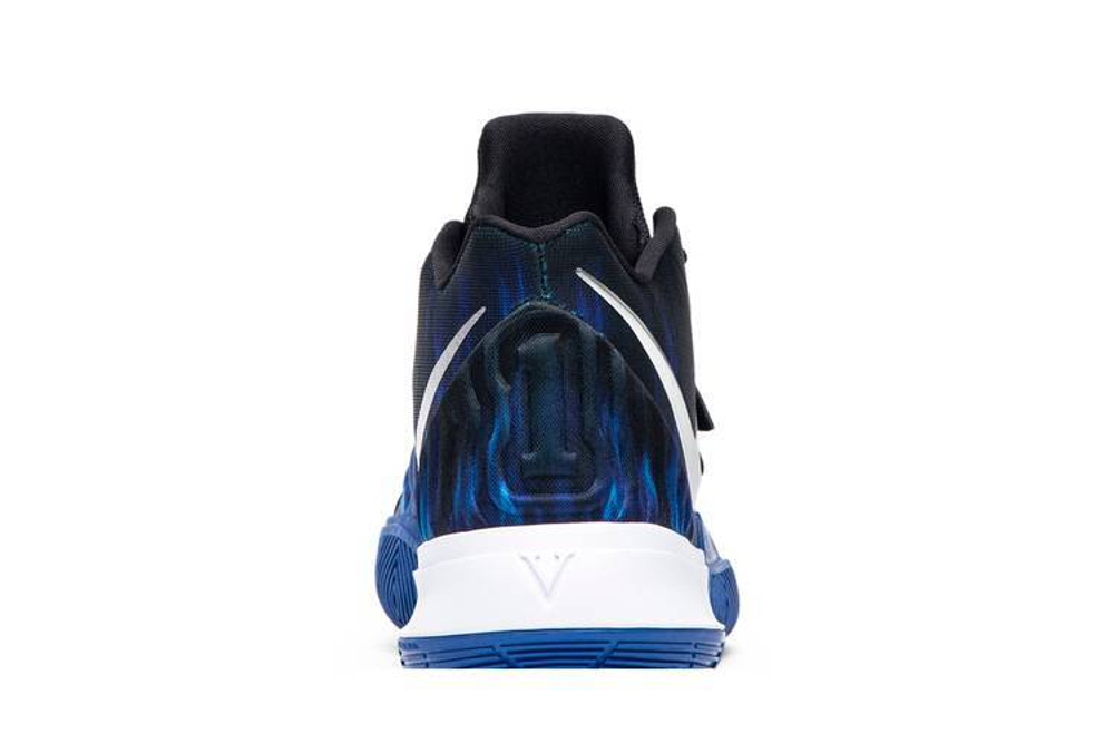 Кроссовки Nike Kyrie 5 Duke Pe