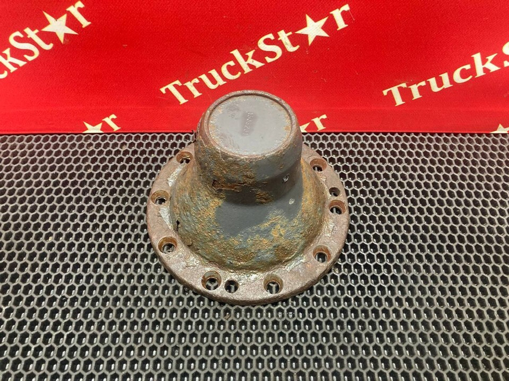 Крышка ступицы  задней