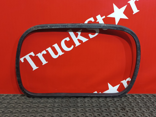 Уплотнитель инструментального ящика 2018 г.