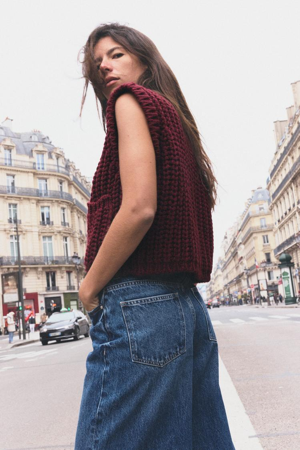 ZARA ЖИЛЕТ КРУПНОЙ ВЯЗКИ, ЦВЕТ БУРГУНДСКОГО ВИНА