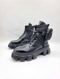 Ботинки с мехом Prada