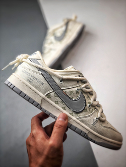 Nike Dunk Low