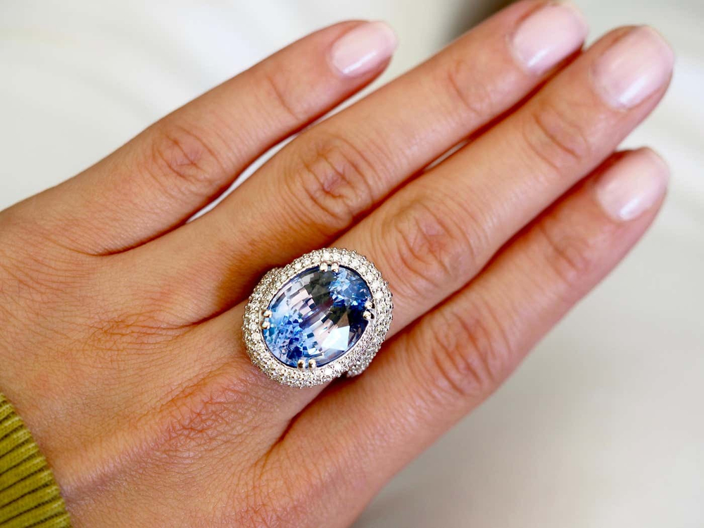 Кольцо с цейлонским сапфиром 15,67 ct с GIA сертификатом