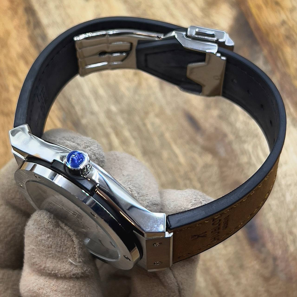 Часы Hublot
