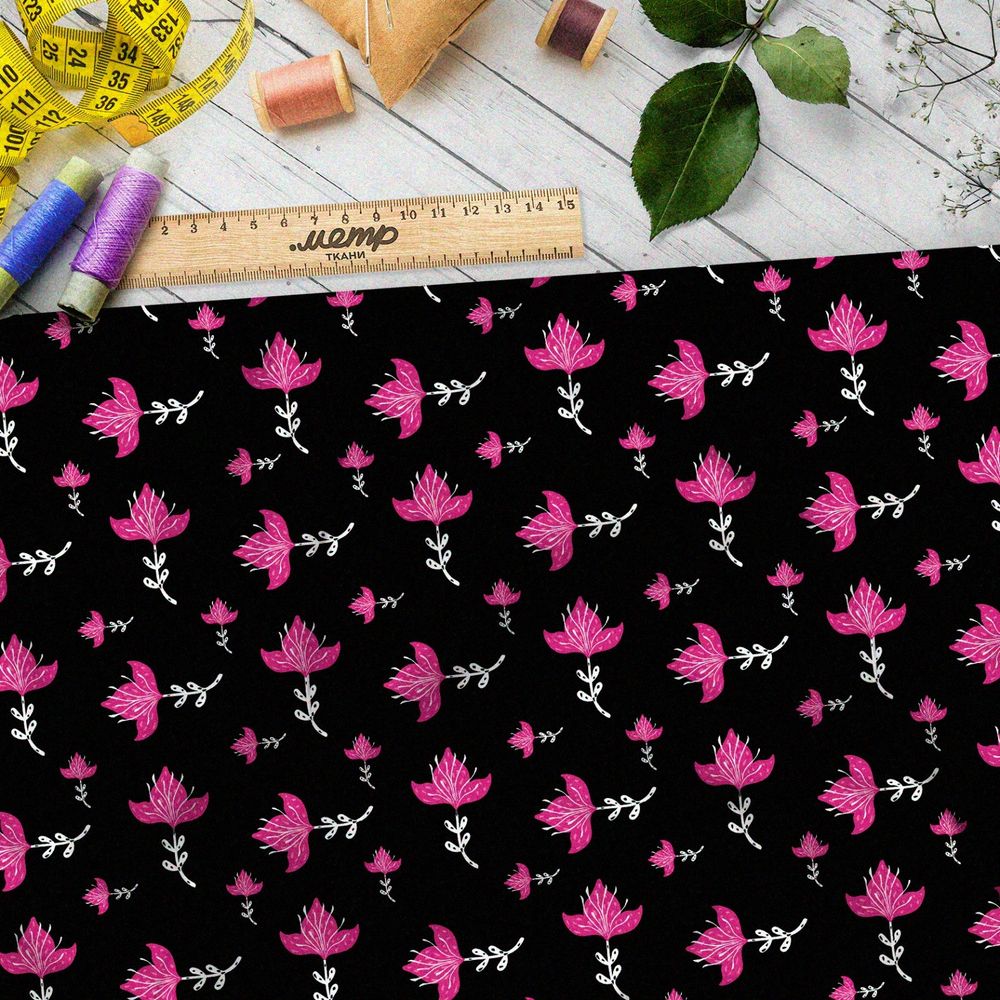 Ткань шифон мелкие яркие цветы на чёрном фоне